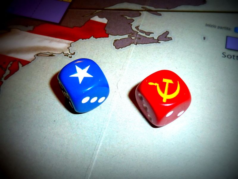 Twilight Struggle - Custom dice.
Promo in italian edition by Asterion Press. - Credit: sinergie69