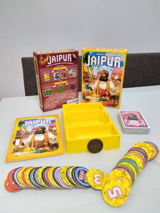 Jaipur - Unboxing on Picture - Limited Edition with the Metal Coin - Credit: danilopatro