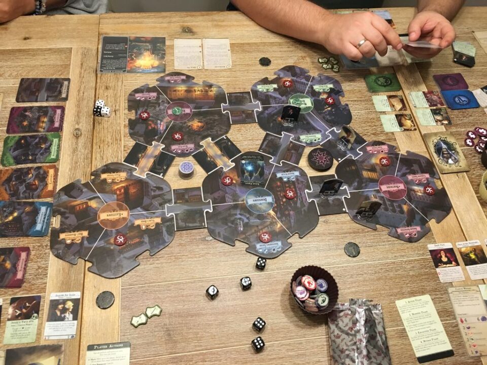 Arkham Horror (Third Edition) - 4 player game - Credit: zgabor