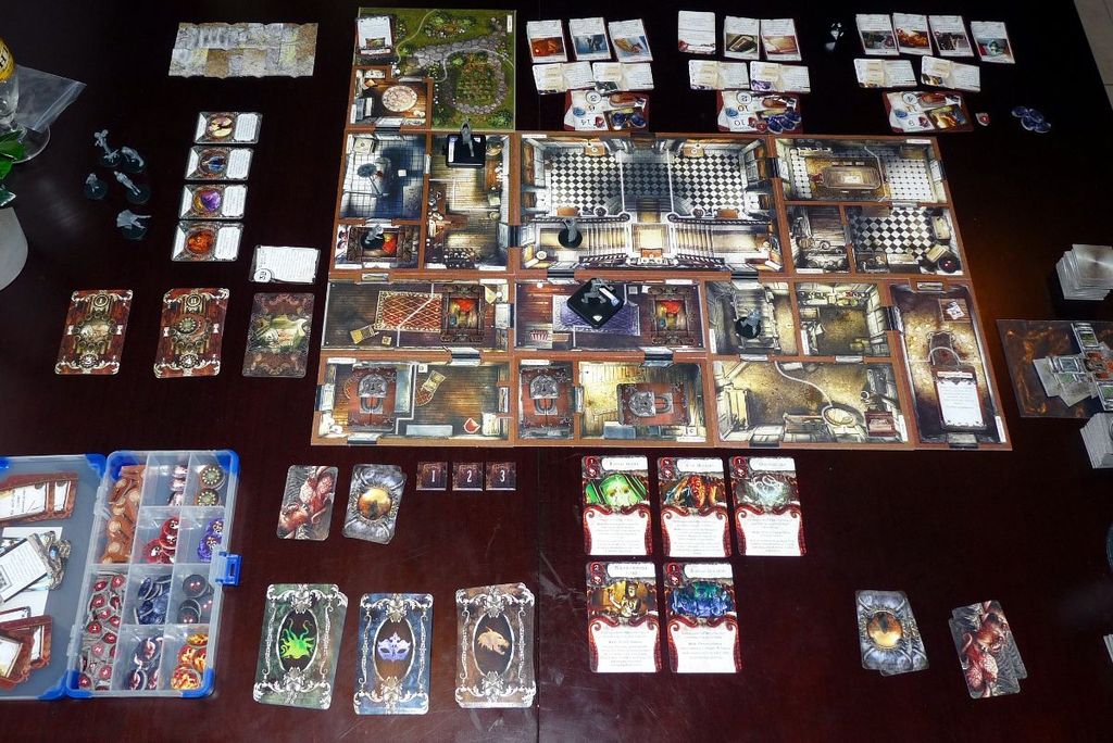 Mansions of Madness - Taken during first play of Polish edition of MoM  - Credit: dinaddan