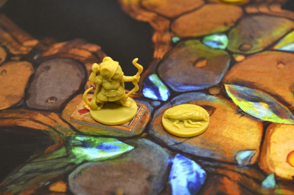 Mice and Mystics - Chapter 2 - Lily defends herself while waiting to be rescued! - Credit: kilroy_locke