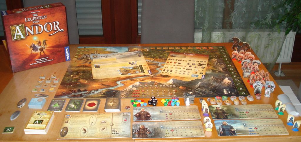 Legends of Andor - All the components - Credit: MiWi