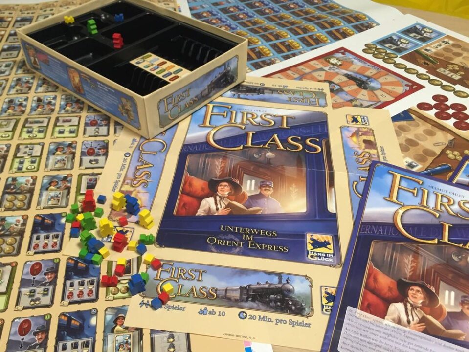 First Class: All Aboard the Orient Express! - First Class: Unterwegs im Orient Express, Hans im Glück, 2016 — components - Credit: W Eric Martin