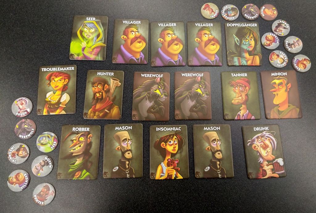 One Night Ultimate Werewolf - Components - Credit: dizziedobsession