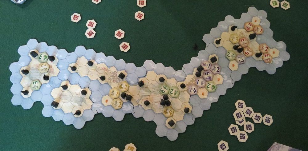 Samurai - The modular board makes the game work perfectly whether with 2, 3, or 4 players. - Credit: The Innocent