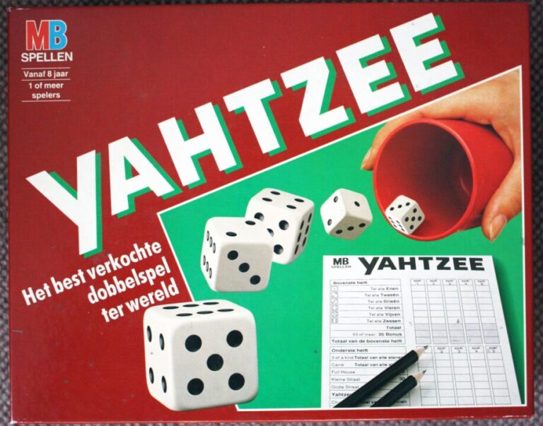 Yahtzee: Box Cover Front