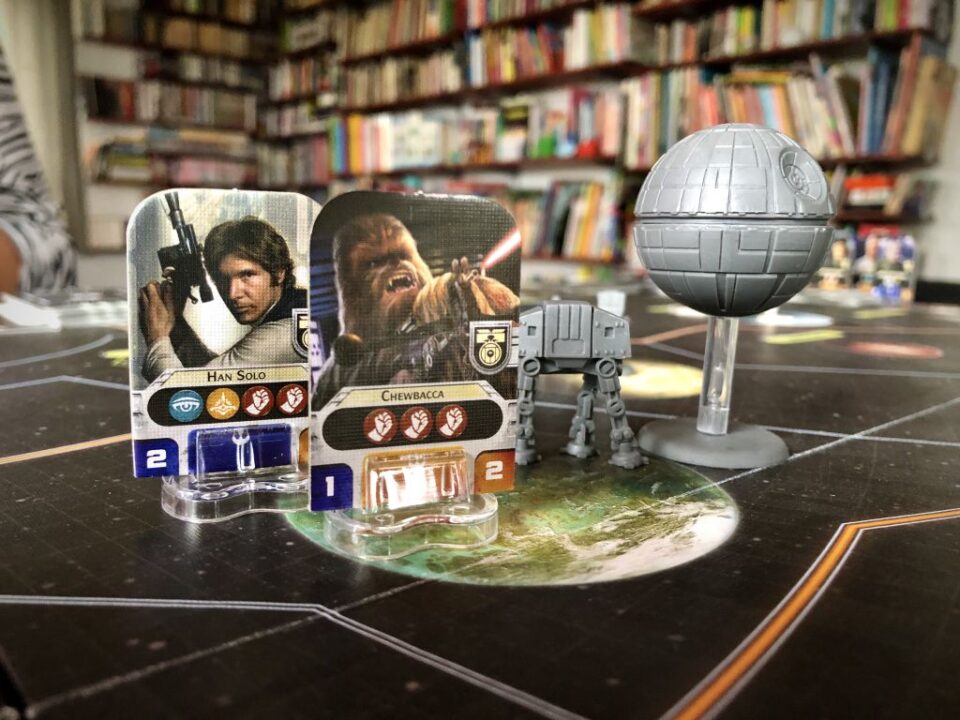 Star Wars: Rebellion - Two buddies hanging around the Death Star. - Credit: Hipopotam