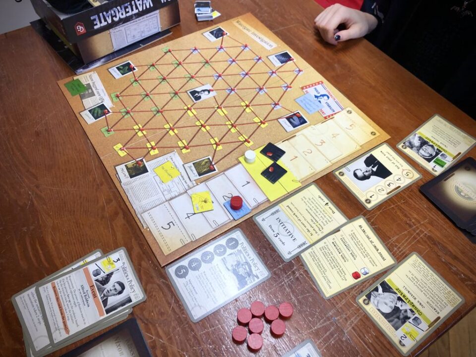 Watergate - Teaching one of my favorite games to new players. - Credit: Hipopotam