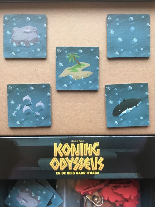 Leo - The tiles (back), 5 different (rocks, plain, island, dolohins, whale), 6each = 30 tiles - Credit: Reinhard Sabel