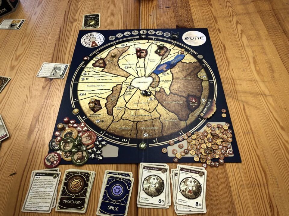 Dune - 5 player game. Alliance of Emperor and Fremen gained the control over Arrakis in fifth round. - Credit: Hipopotam