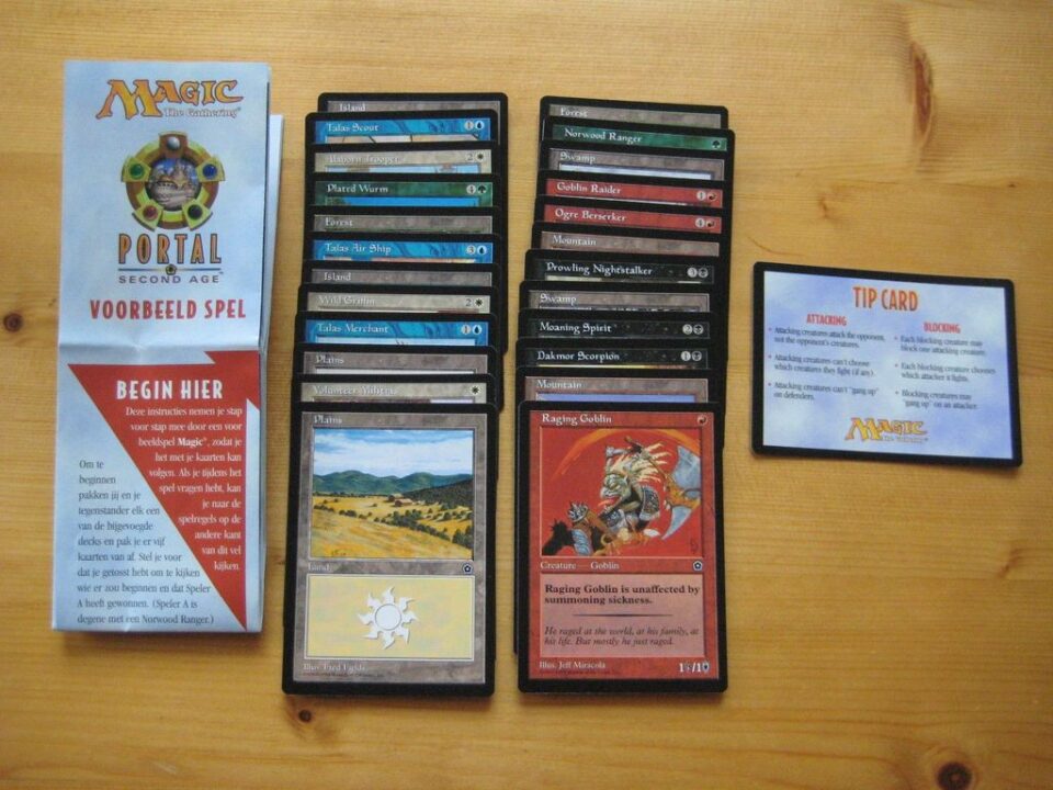 Portal - Contents of the Portal Second Age "Demogame" for 2 players, with Dutch rules - Credit: pijll