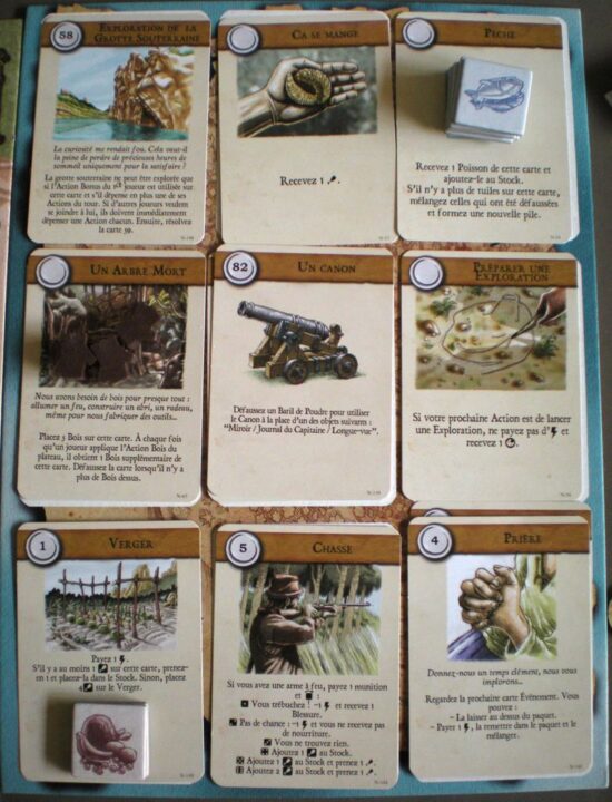 Castaways - Naufragés. French Iello edition. Actions available in camp after 4 players game. - Credit: Sada