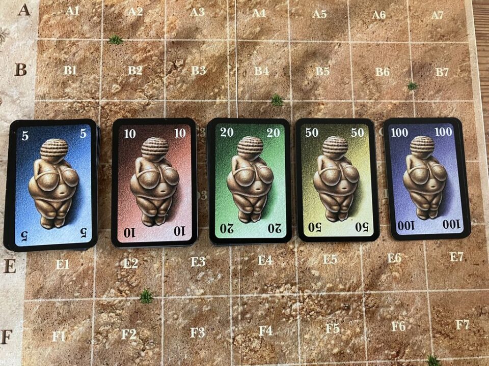 Eden - The „Money“ (called „Mana“) 16x 5, 16x 10, 12x 20, 8x 50, 2x 100. - Credit: Reinhard Sabel