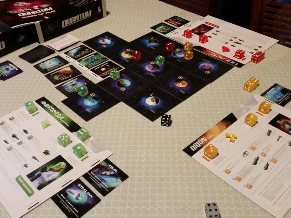 Quantum - 3 player close game - Credit: Tournqiuet